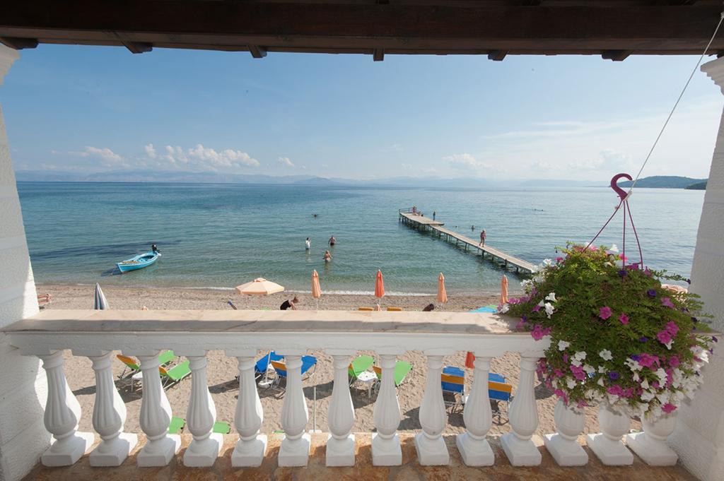 Sweet Memories Beach Houses Mesongi Luaran gambar
